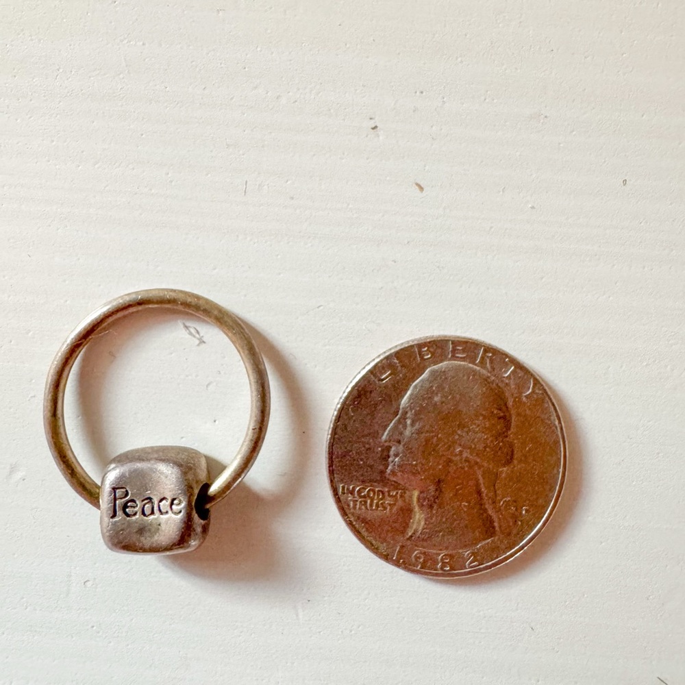 Silver Reversible Ring with Japanese “Peace” and Engraving - Picture 2 of 2